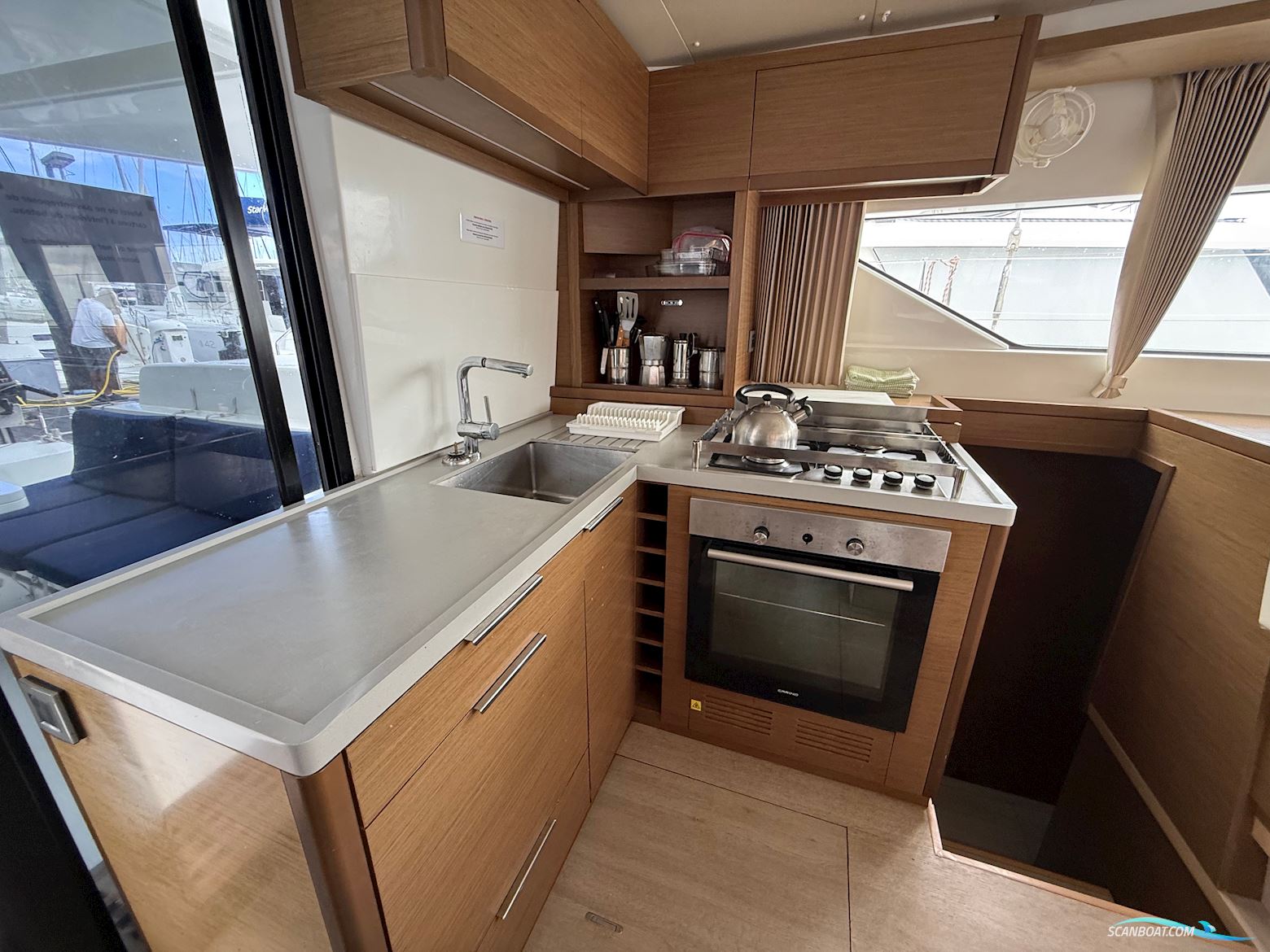 Lagoon 50