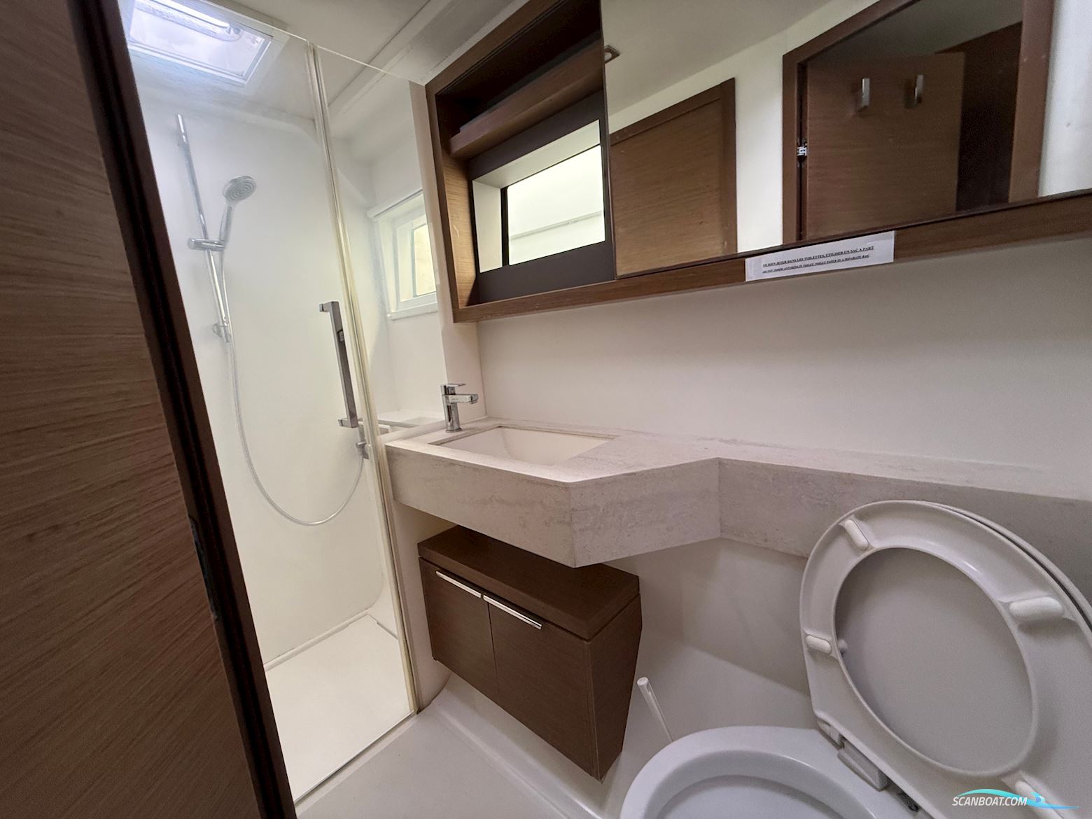 Lagoon 50