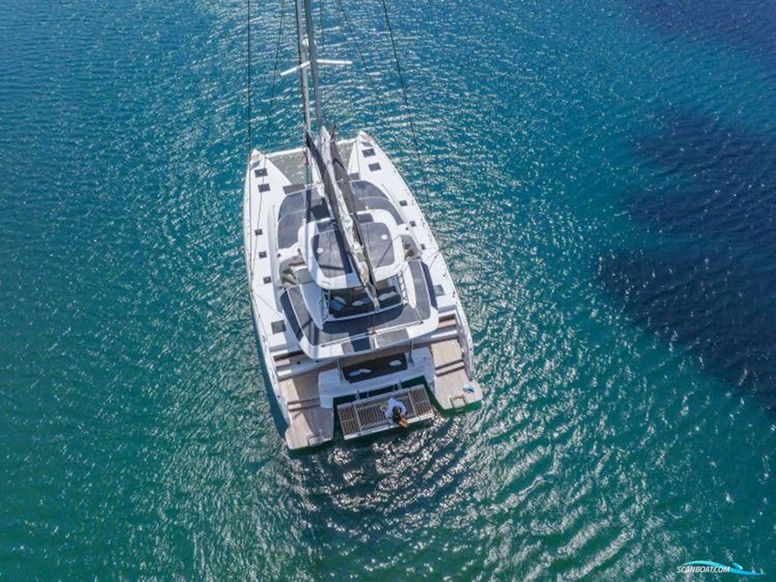 Lagoon 51