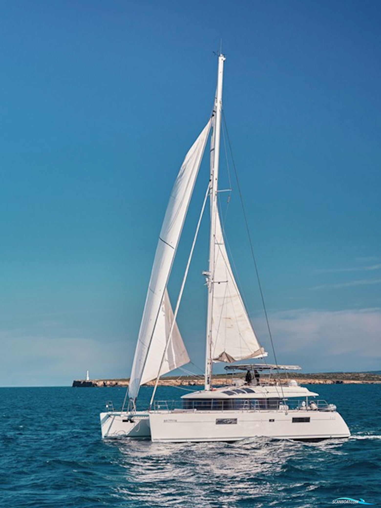 Lagoon 560