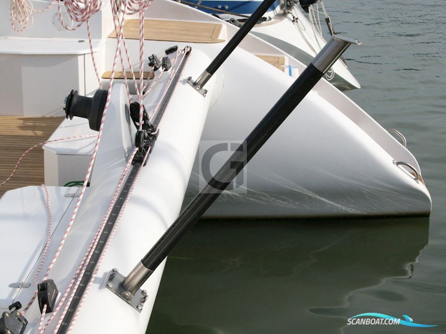 Latini Marine Cat 43