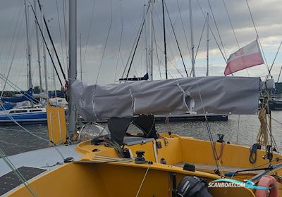 Newick Val Trimaran Multi hull boat 1980, with 2022 - Yamaha 8hp ‘High Trust’ engine, Poland