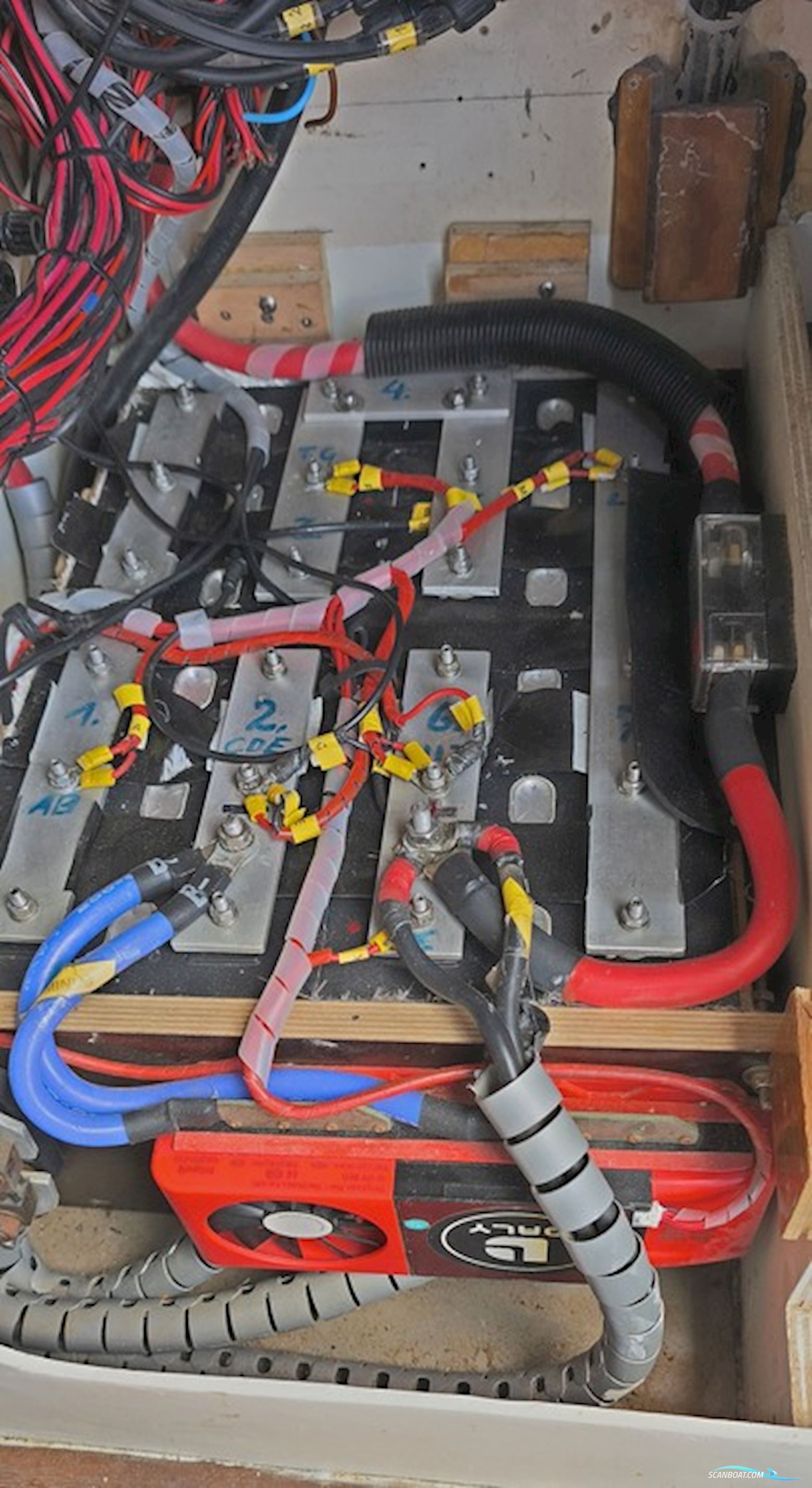 Richard Woods Mira 35 Catamaran