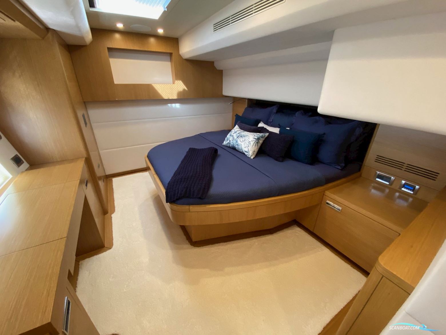 Serenity Yachts Serenity 64 Hybrid Solar Electric Powercat