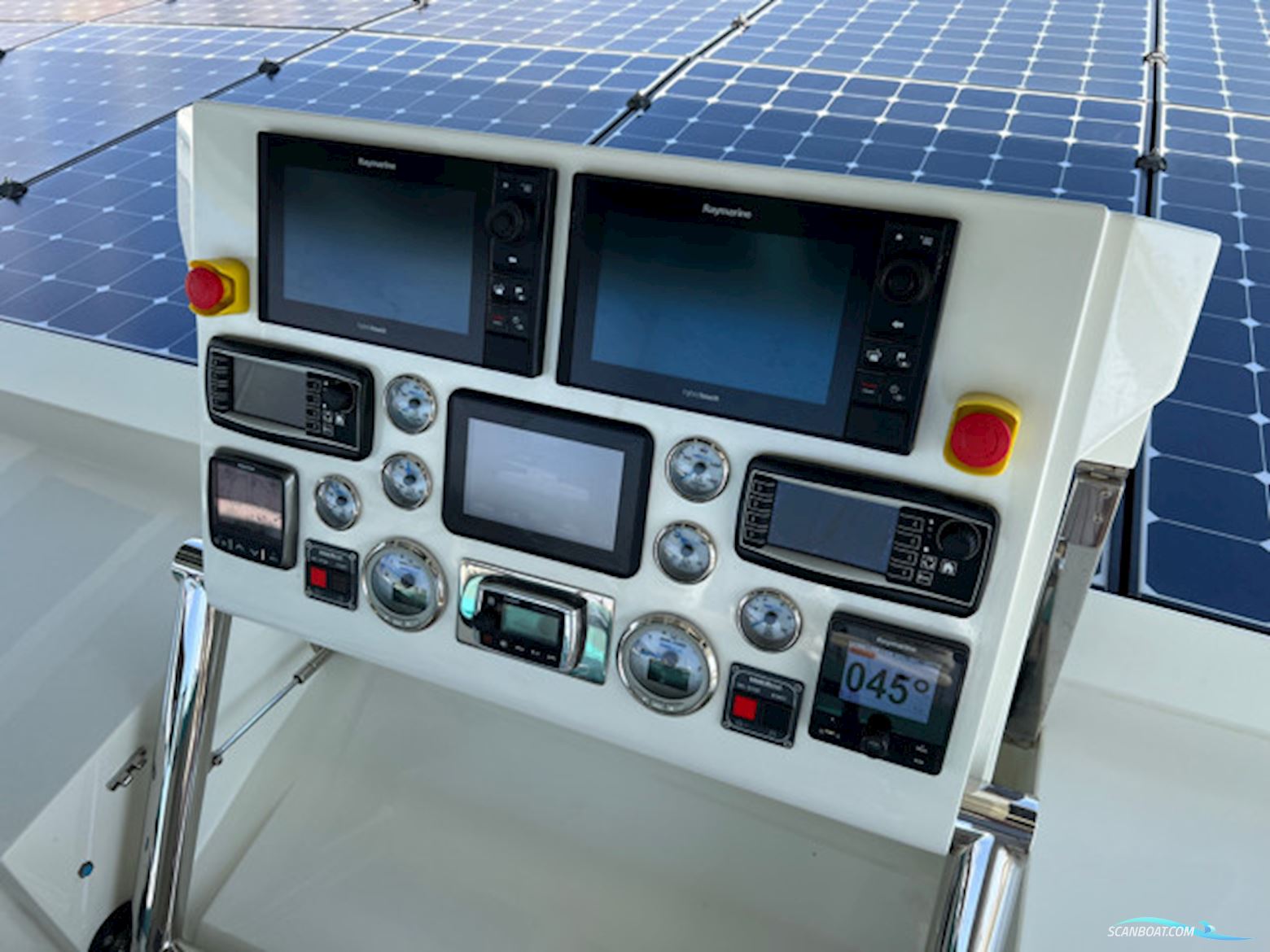 Serenity Yachts Serenity 64 Hybrid Solar Electric Powercat