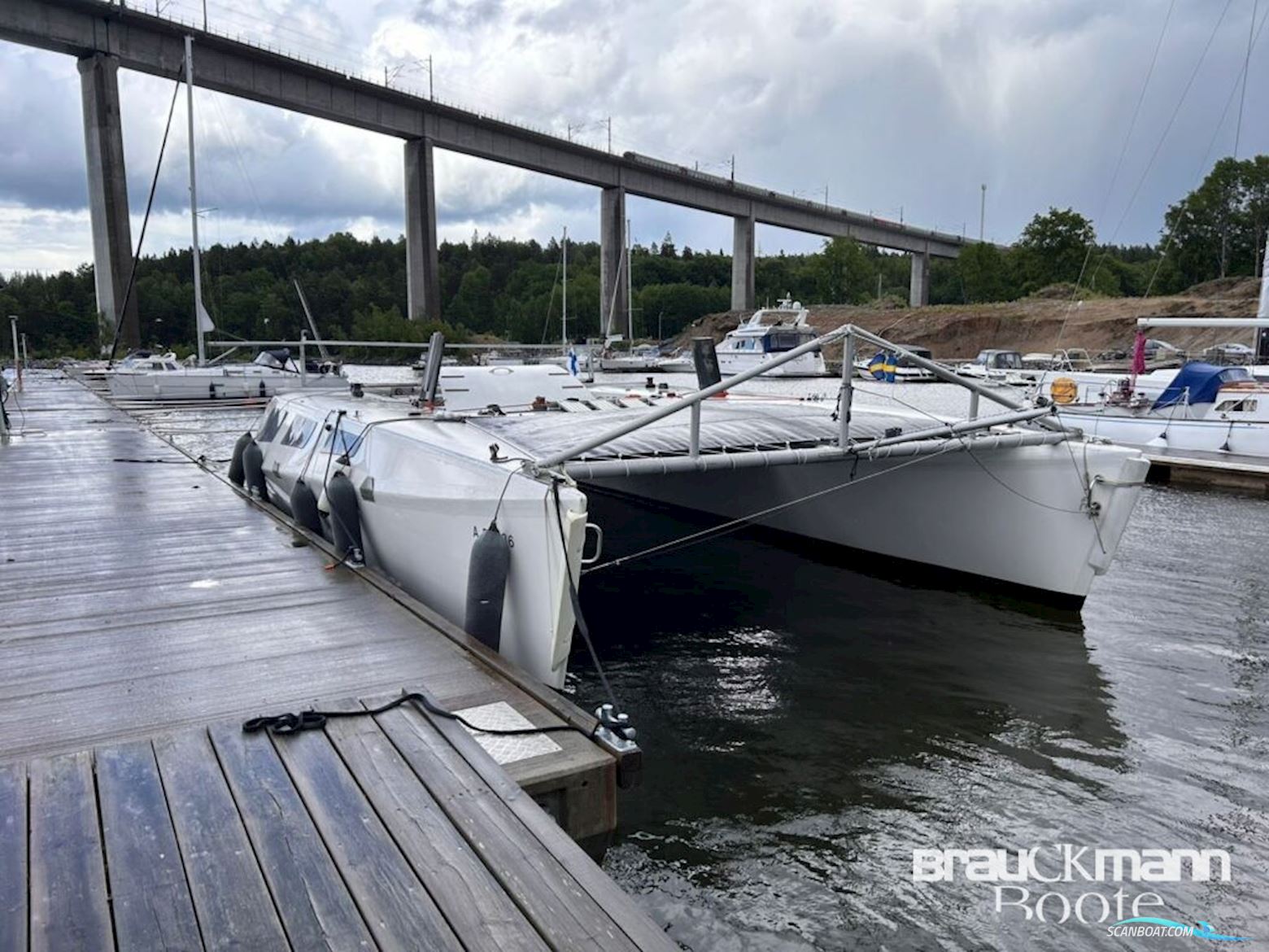 Wasa Yachts, Schweden 1100 Multi hull boat 2007, with Tohatsu engine, Sweden