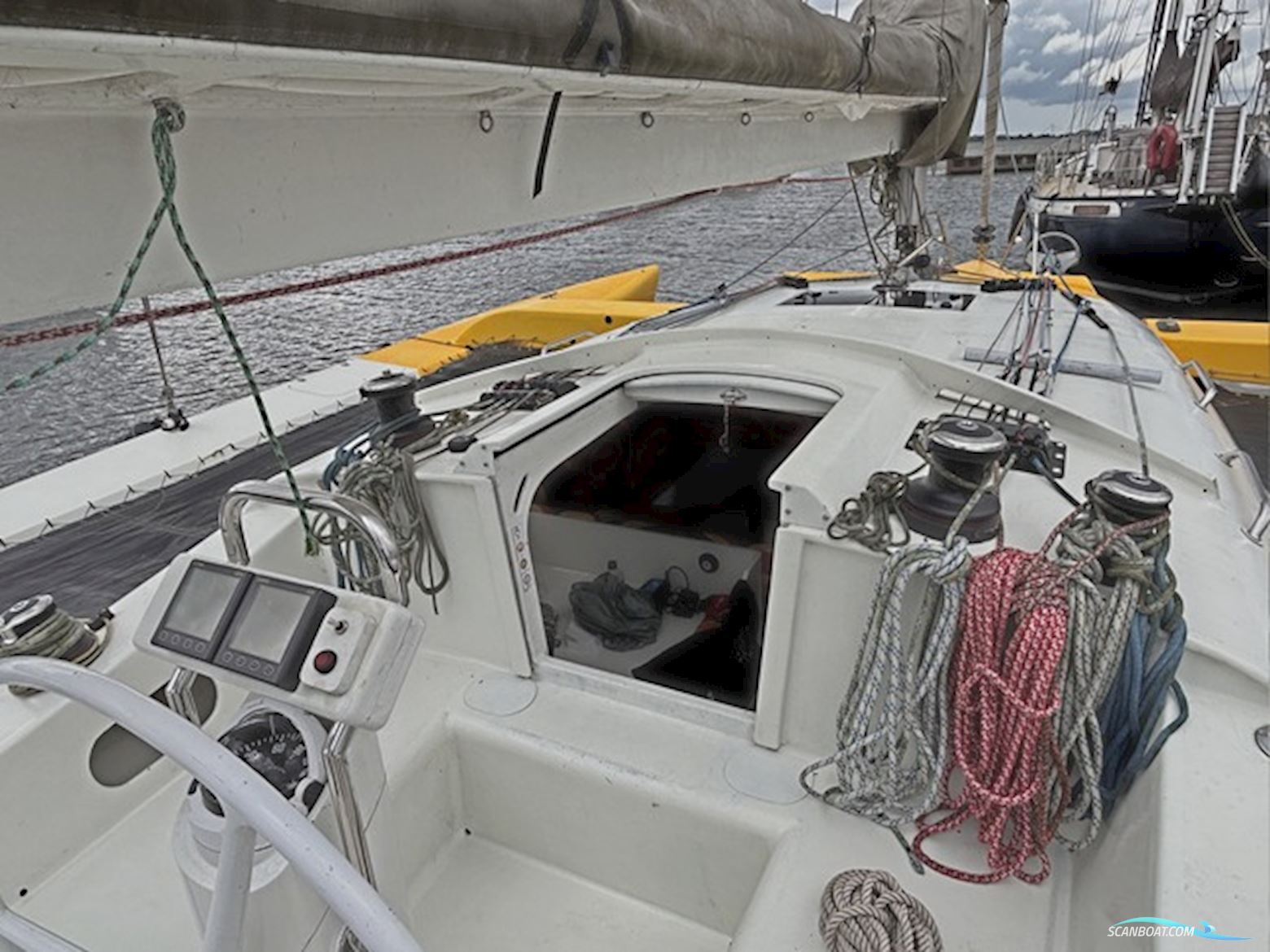 Amateur Farrier F-39 Trimaran