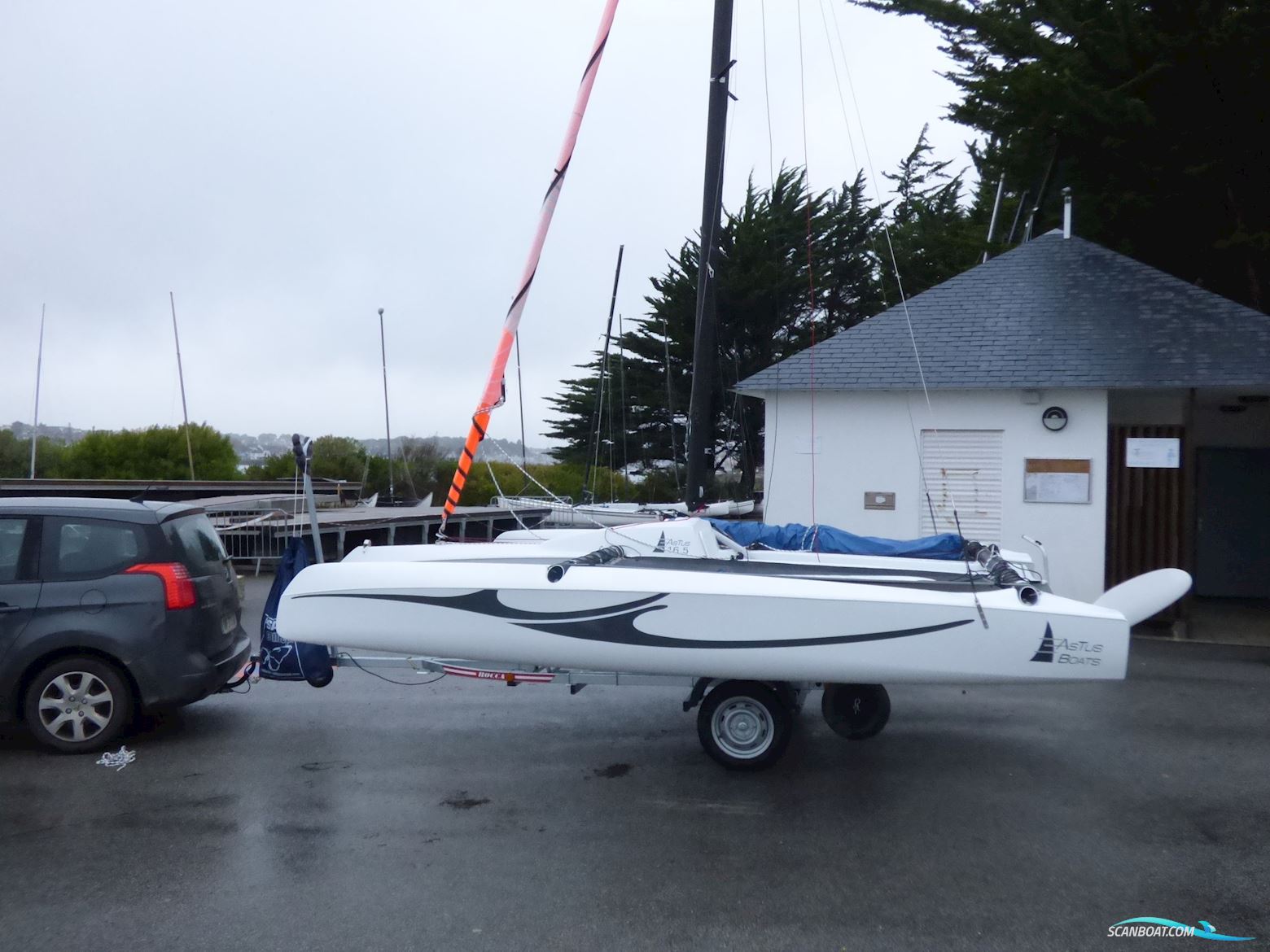Astus 16.5 Trimaran