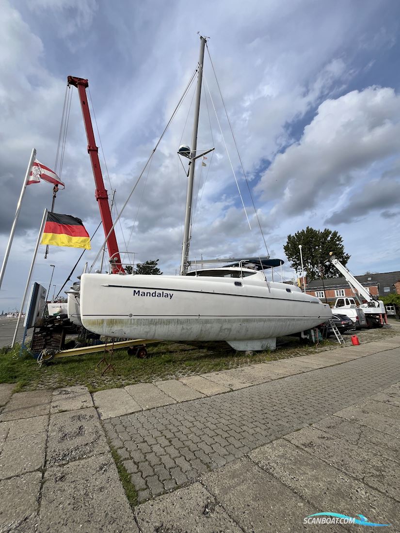 Athena38 Fountaine Pajot
