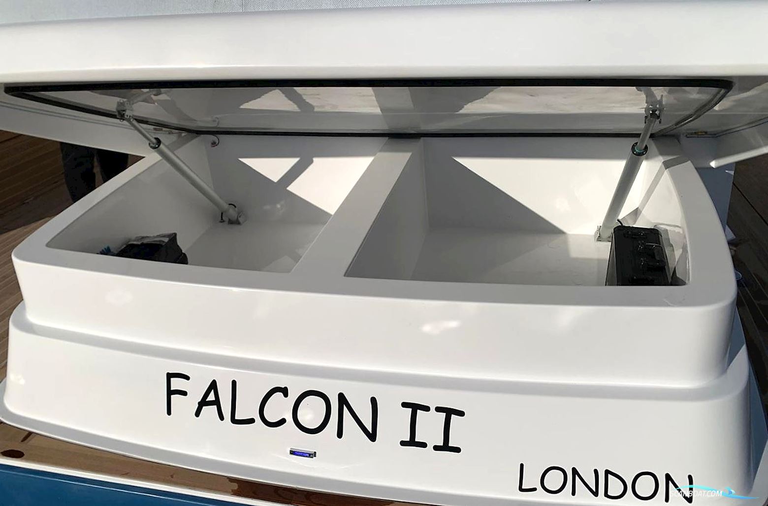 Aventura Yachts 38 Sc