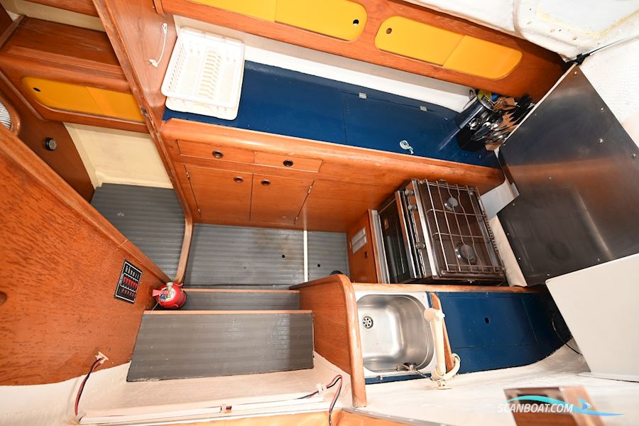 Beneteau Blue II Catamaran