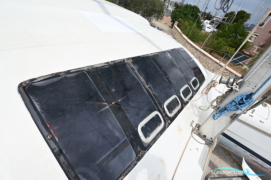 Beneteau Blue II Catamaran