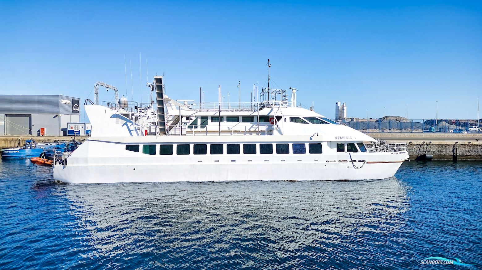 Cantieri Navali Vittoria Catamaran Passager Boat Club Multihull boten 1992, met Deutz Mwm-Tbd 234 V12 motor, Spain