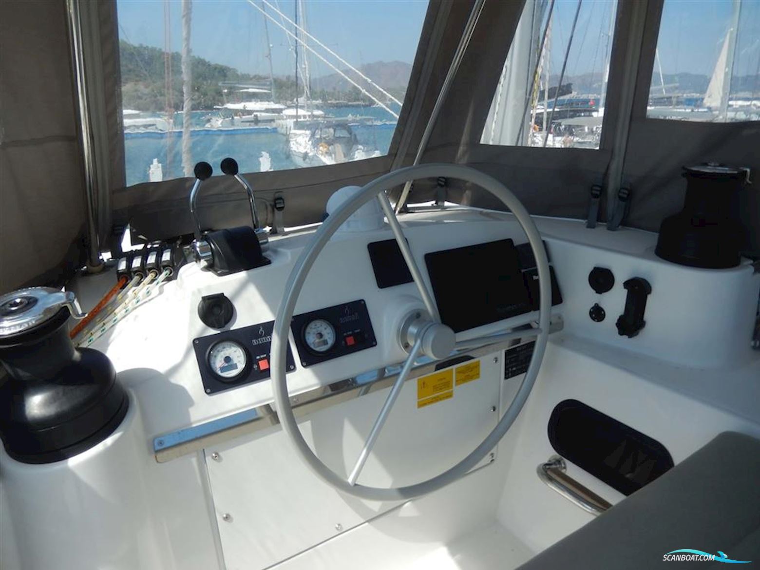 Catana Bali 4.4