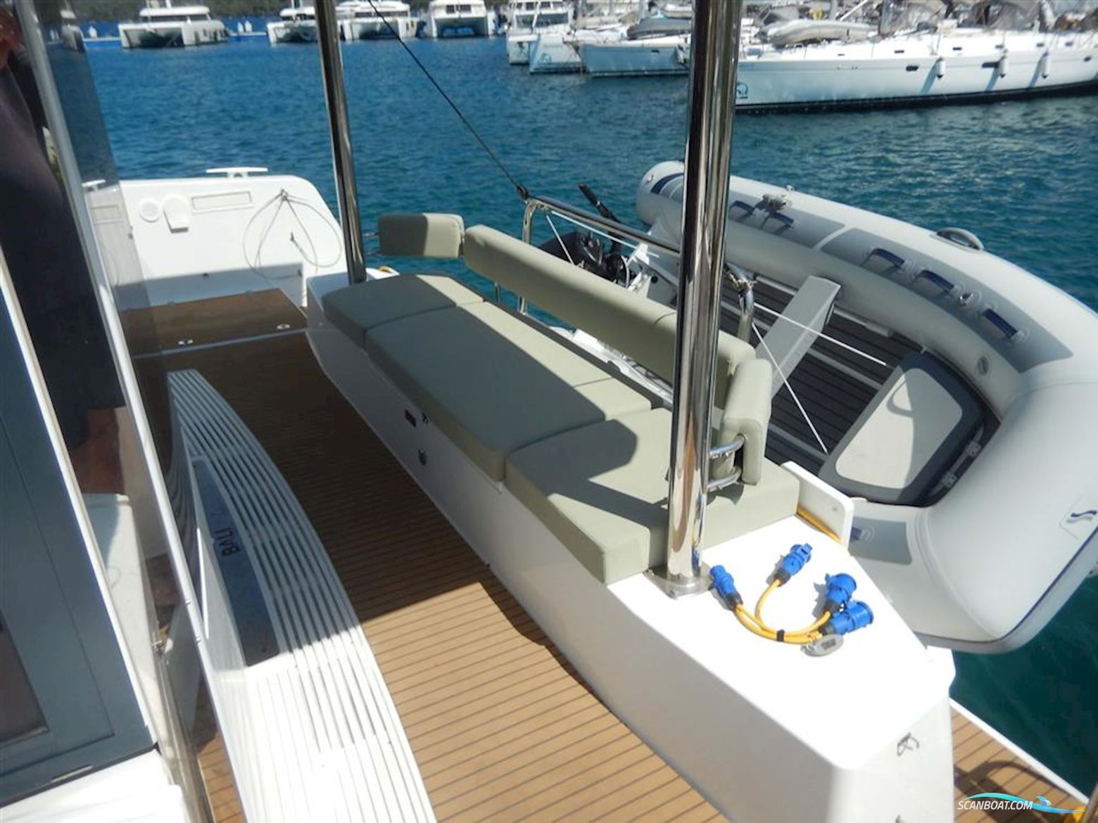 Catana Bali 4.4