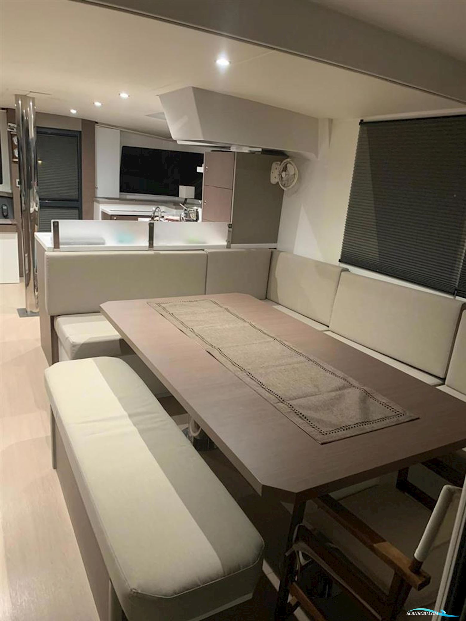 Catana Bali 4.8