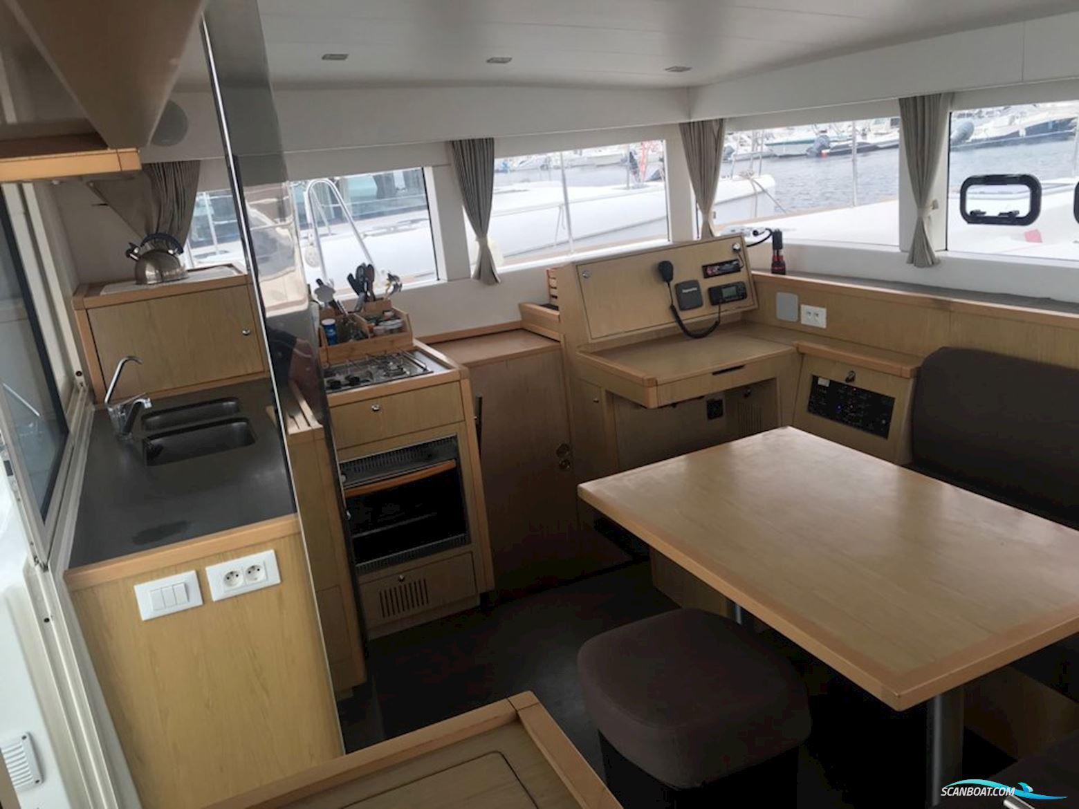 Chantier Naval de Bordeaux Lagoon 39