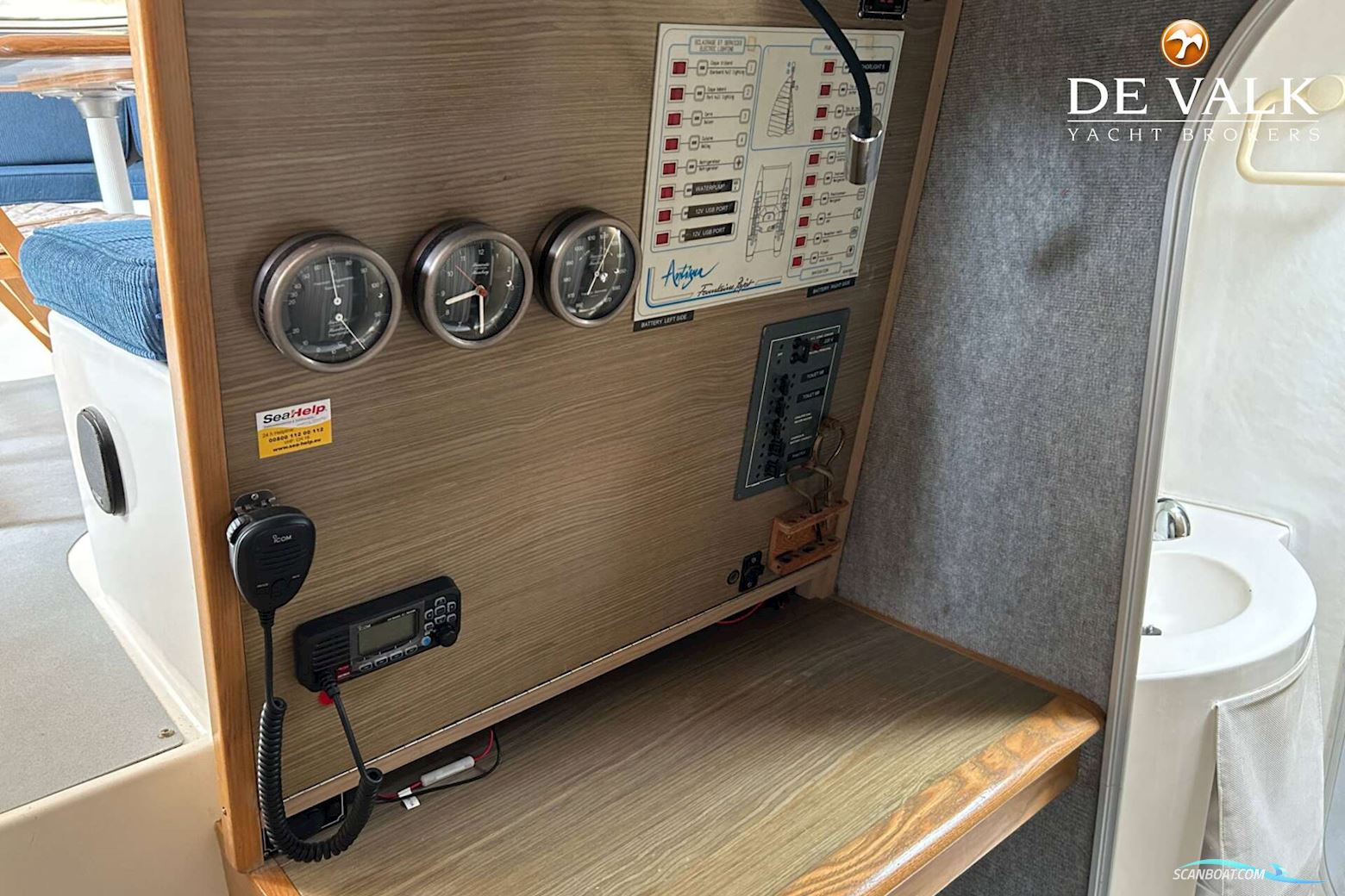 Fountaine Pajot 37 Antigua