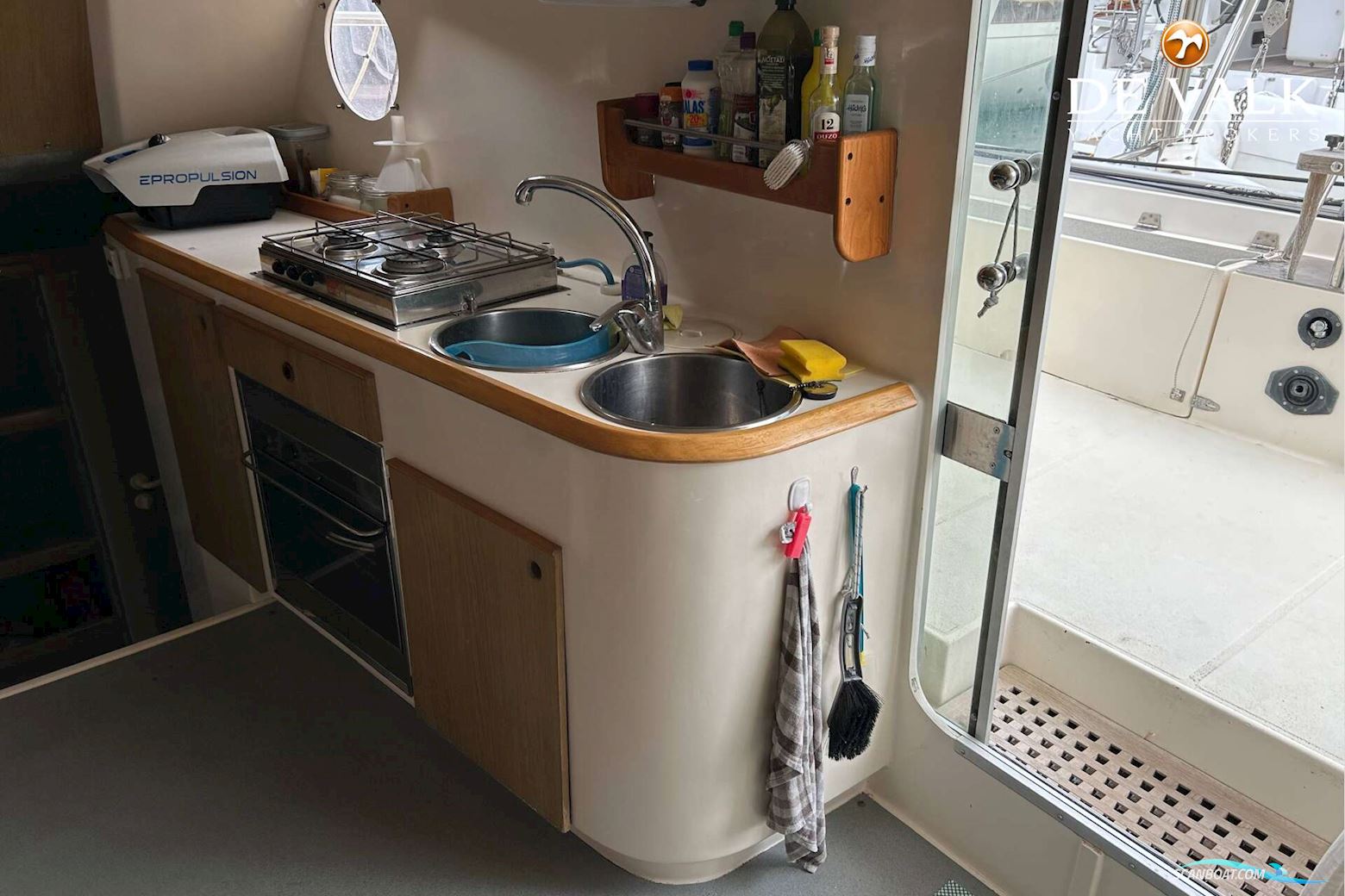Fountaine Pajot 37 Antigua