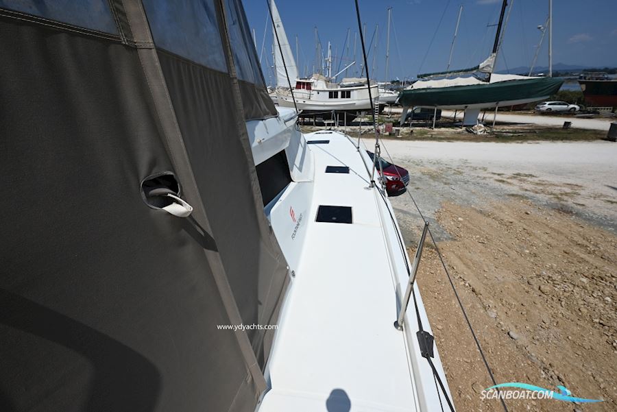Fountaine Pajot Astrea 42