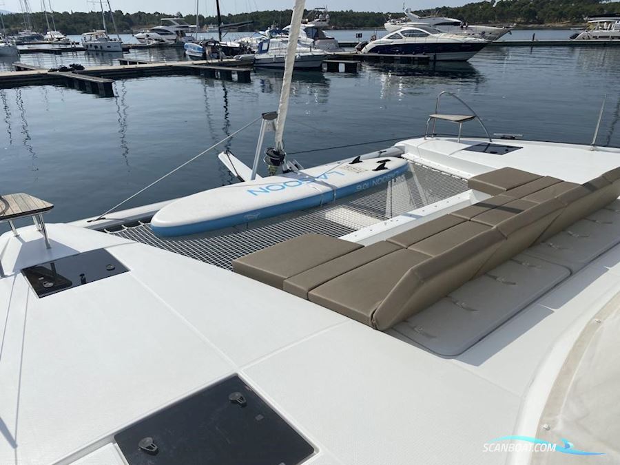 Fountaine Pajot Astrea 42