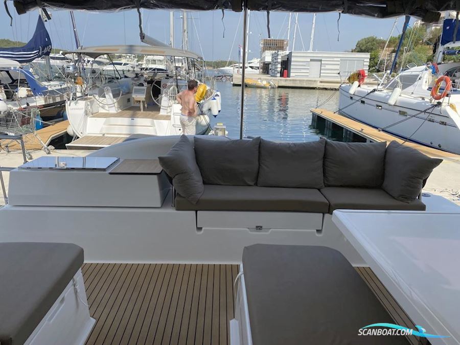Fountaine Pajot Astrea 42