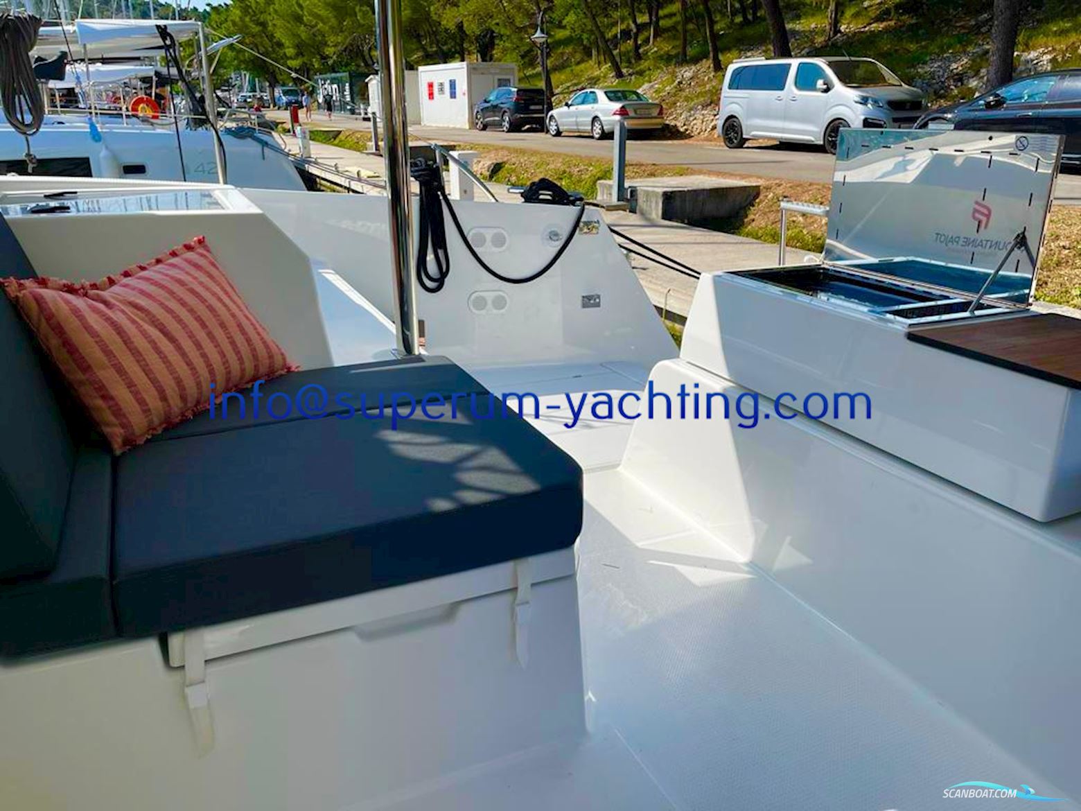 Fountaine Pajot Astrea 42