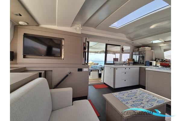 Fountaine Pajot Astrea 42