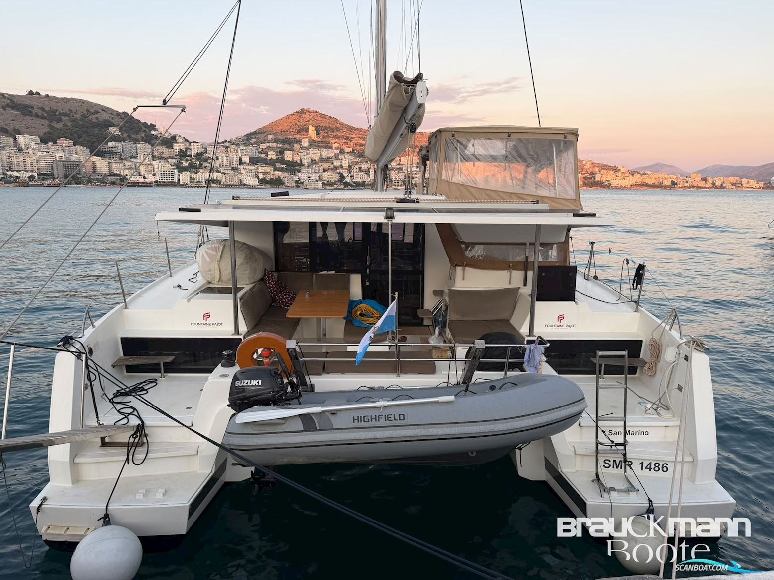 Fountaine Pajot Astrea 42
