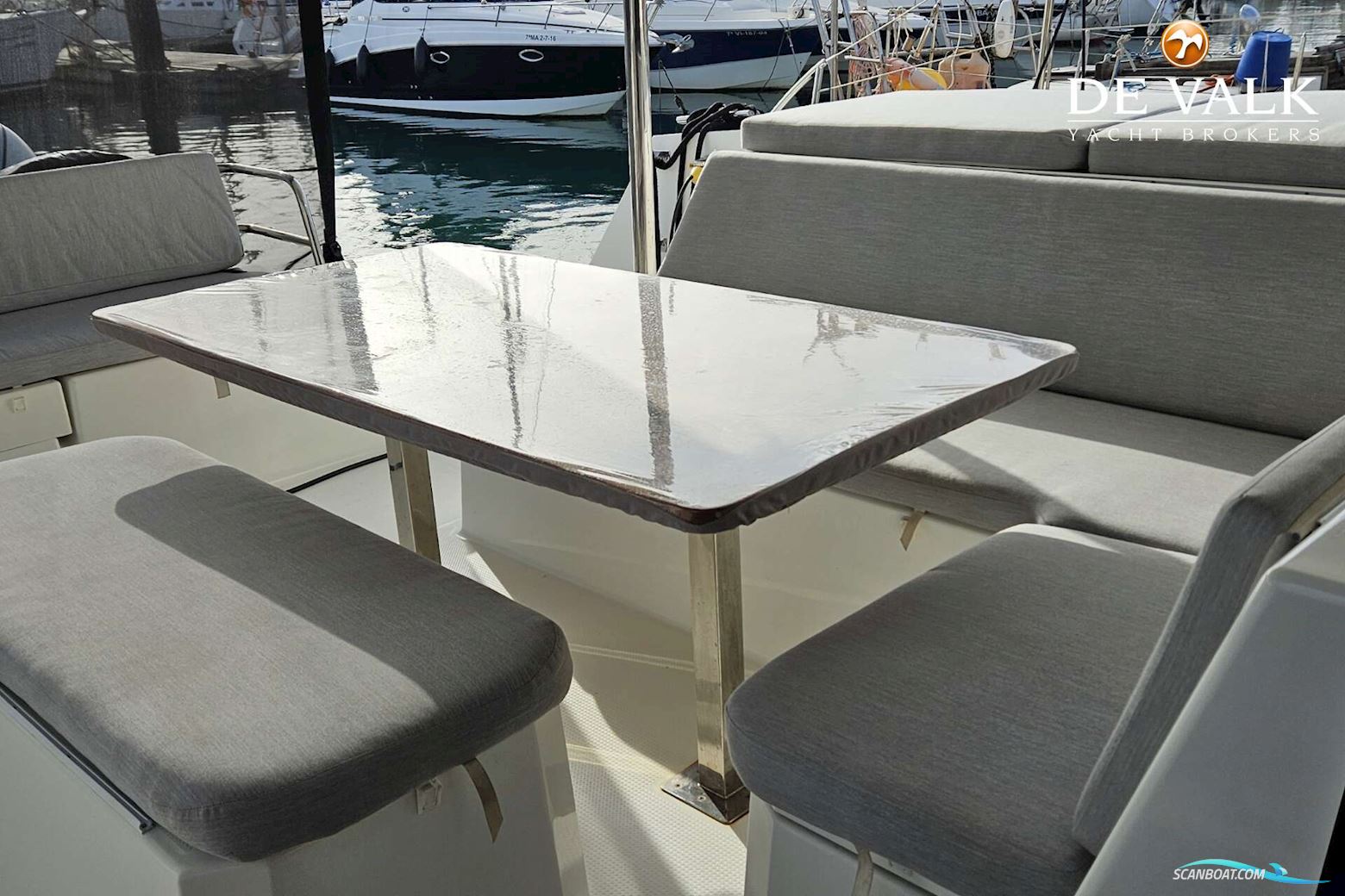 Fountaine Pajot Astrea 42