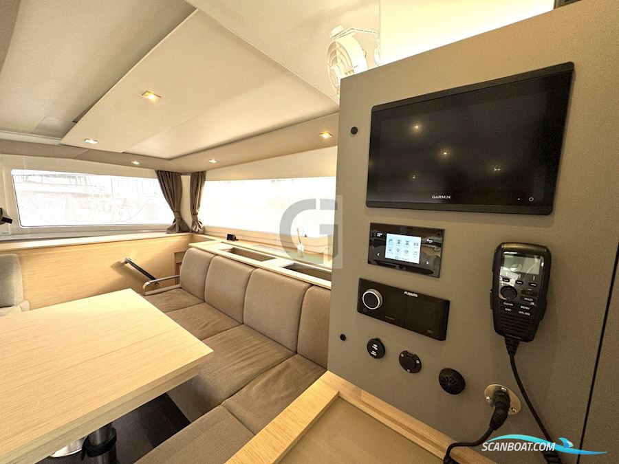 Fountaine Pajot Aura 51