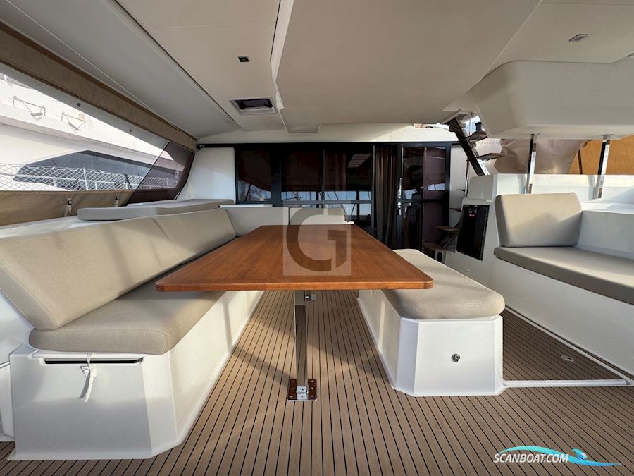 Fountaine Pajot Aura 51