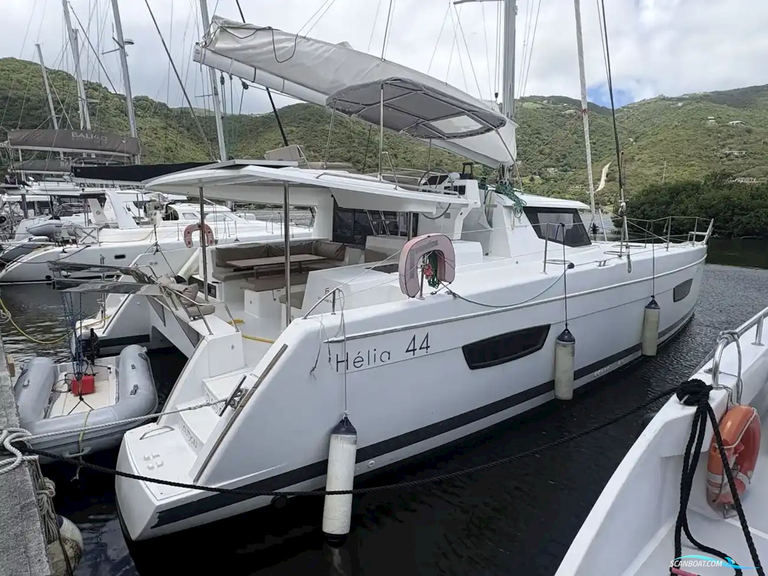 Fountaine Pajot Helia 44 Evolution Oceanic Package