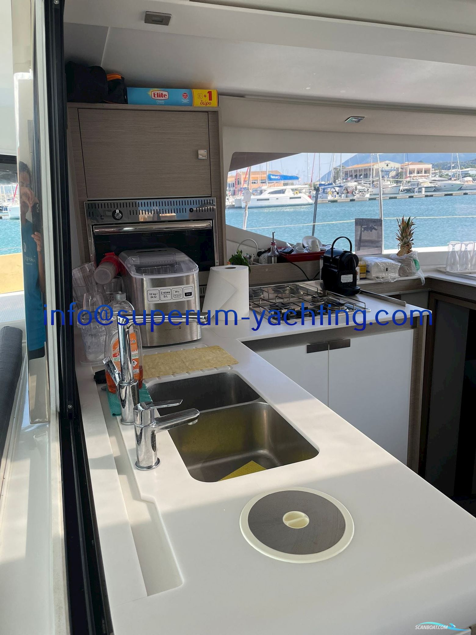 Fountaine Pajot Isla 40