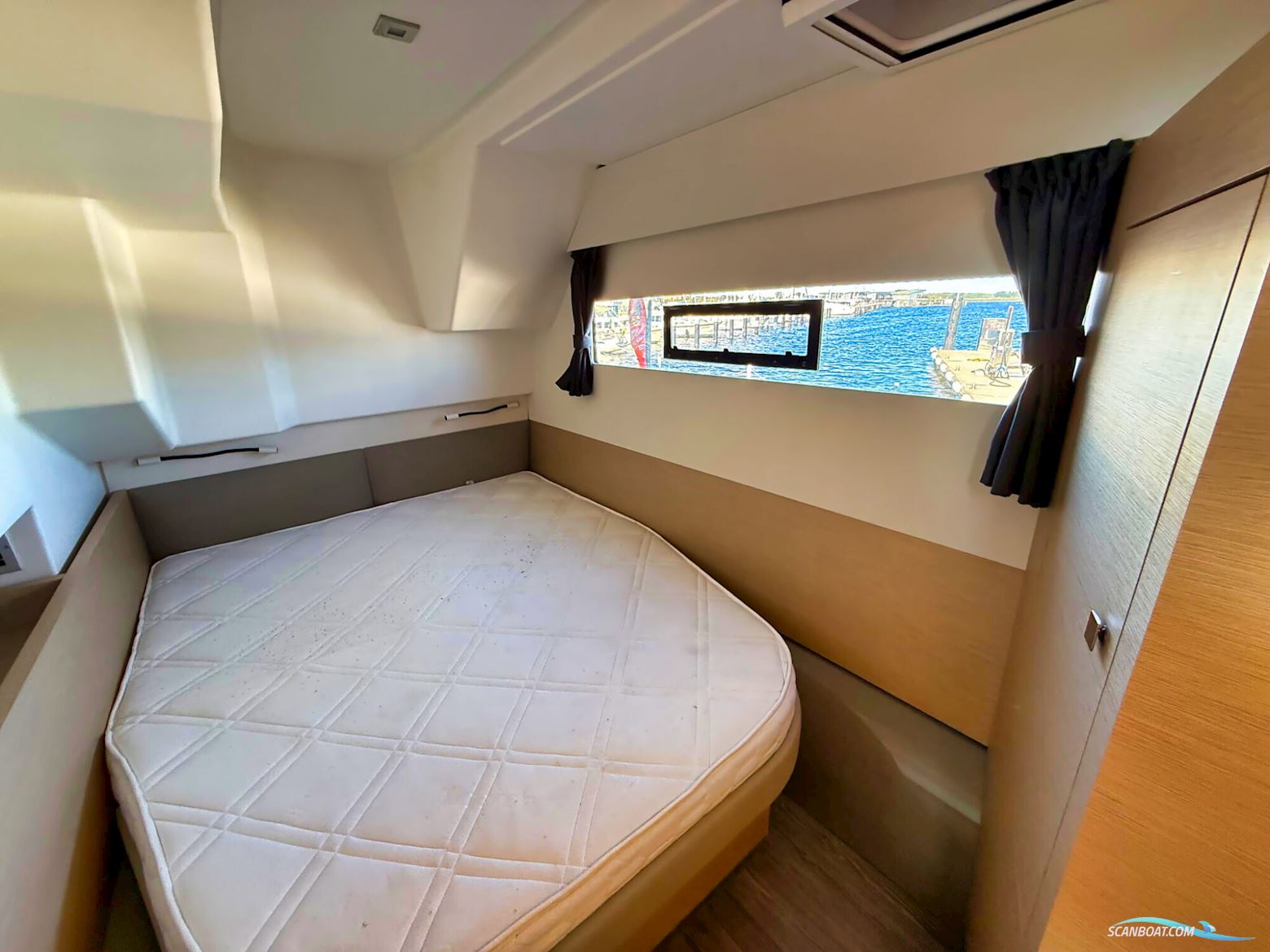 Fountaine Pajot Motorcatamaran MY 37