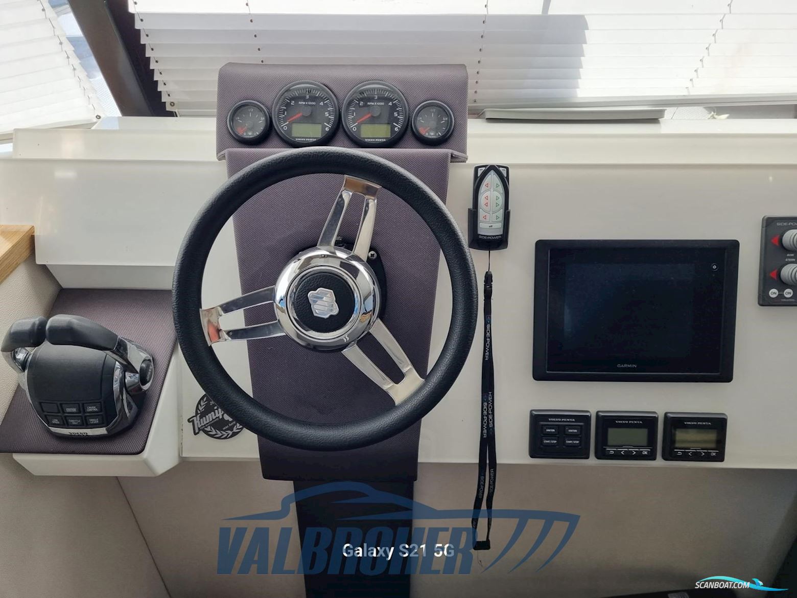 Fountaine Pajot Pajot 37