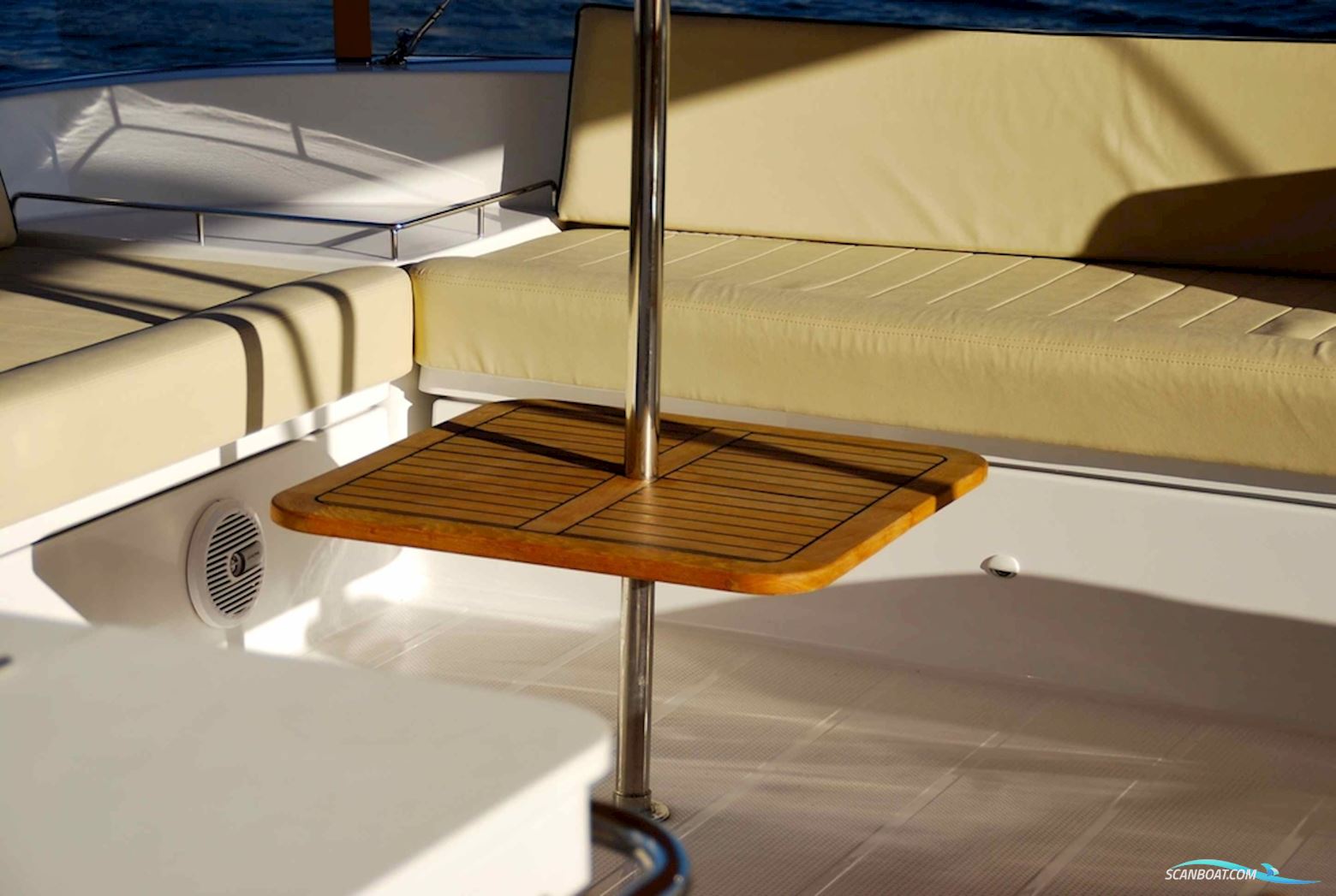 Fountaine Pajot Queensland 55