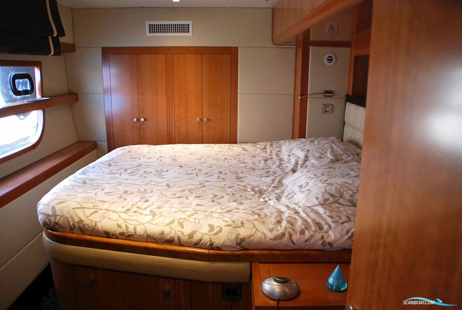 Fountaine Pajot Queensland 55