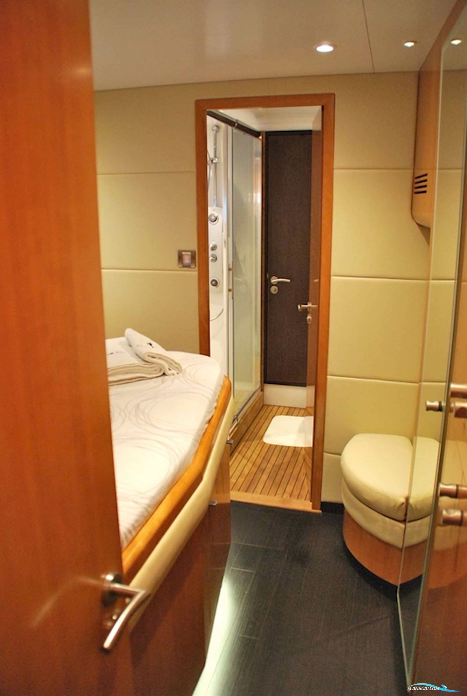 Fountaine Pajot Queensland 55