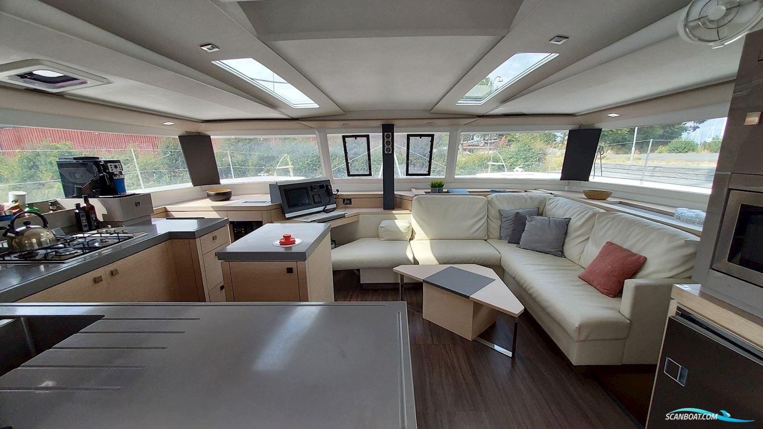 Fountaine Pajot Saona 47