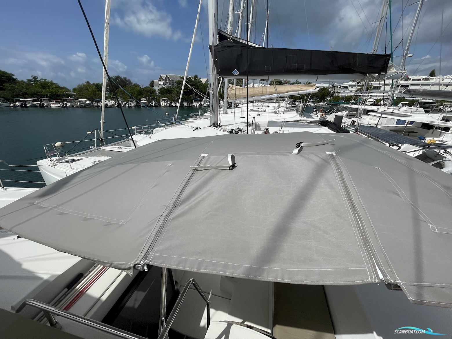 Fountaine Pajot Saona 47