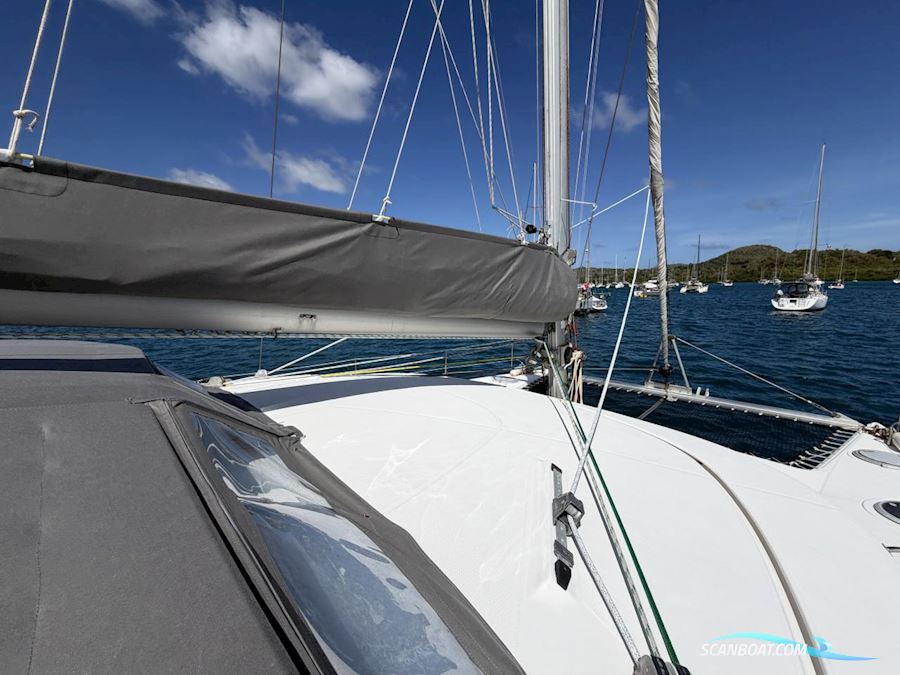 Fountaine Pakot Lavezii 40