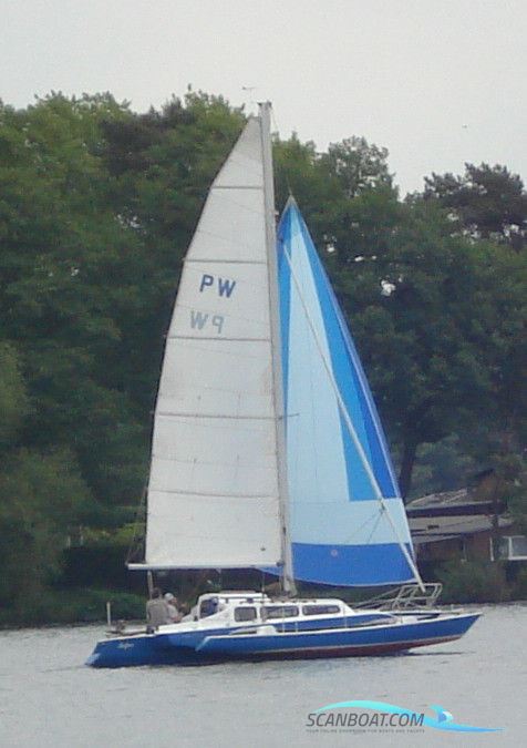 K-27 Multihull boten 1988, met Yamaha motor, Duitsland