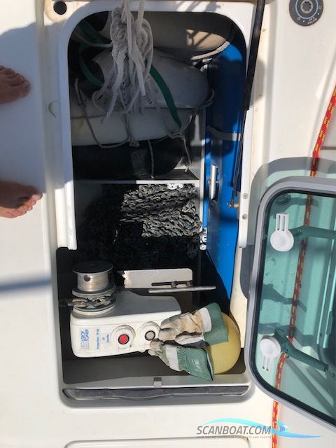 Lagoon 380 Owners Version