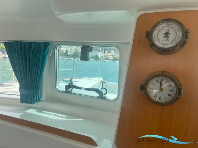 Lagoon 380 Owners Version