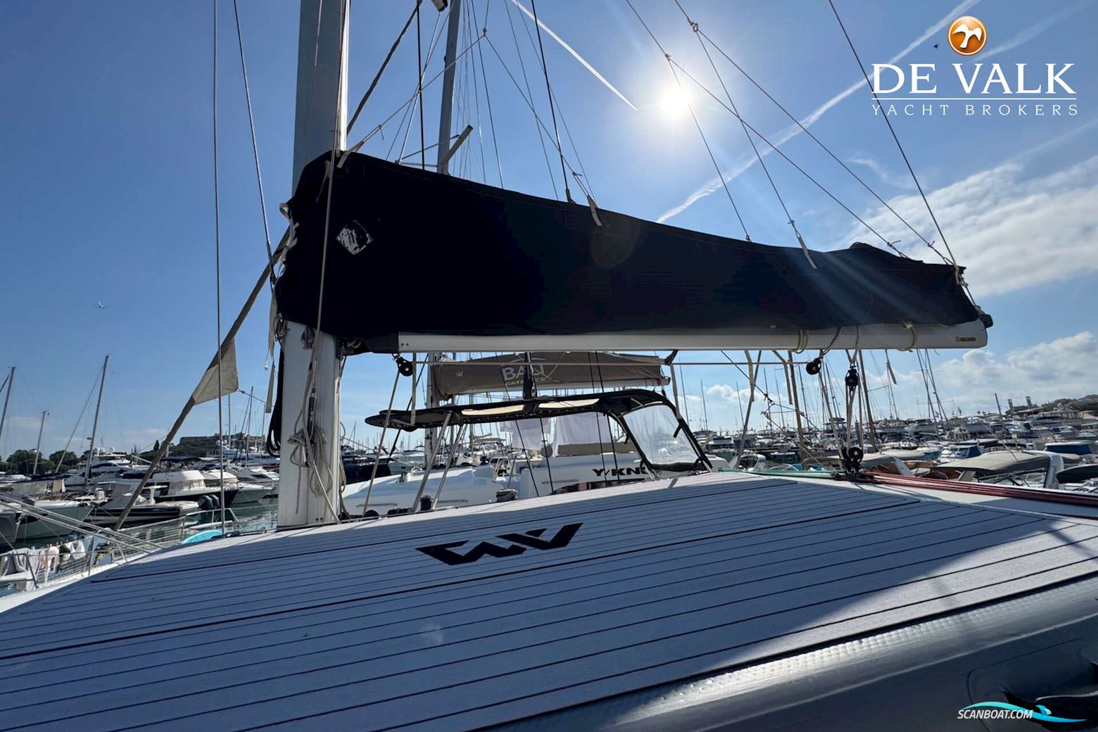 Lagoon 39