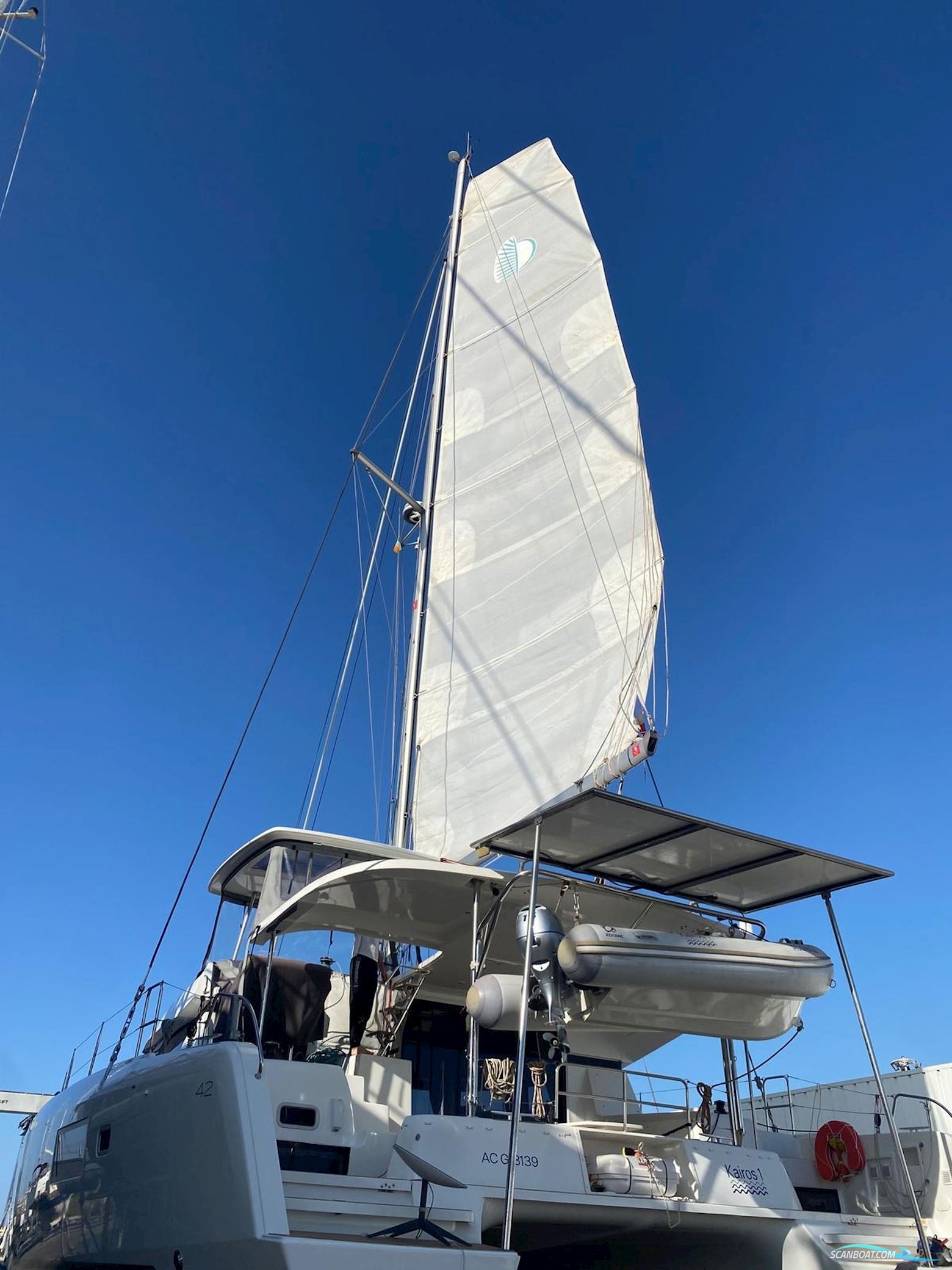 Lagoon 42