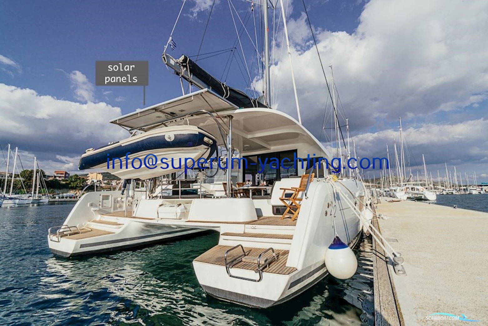 Lagoon 42