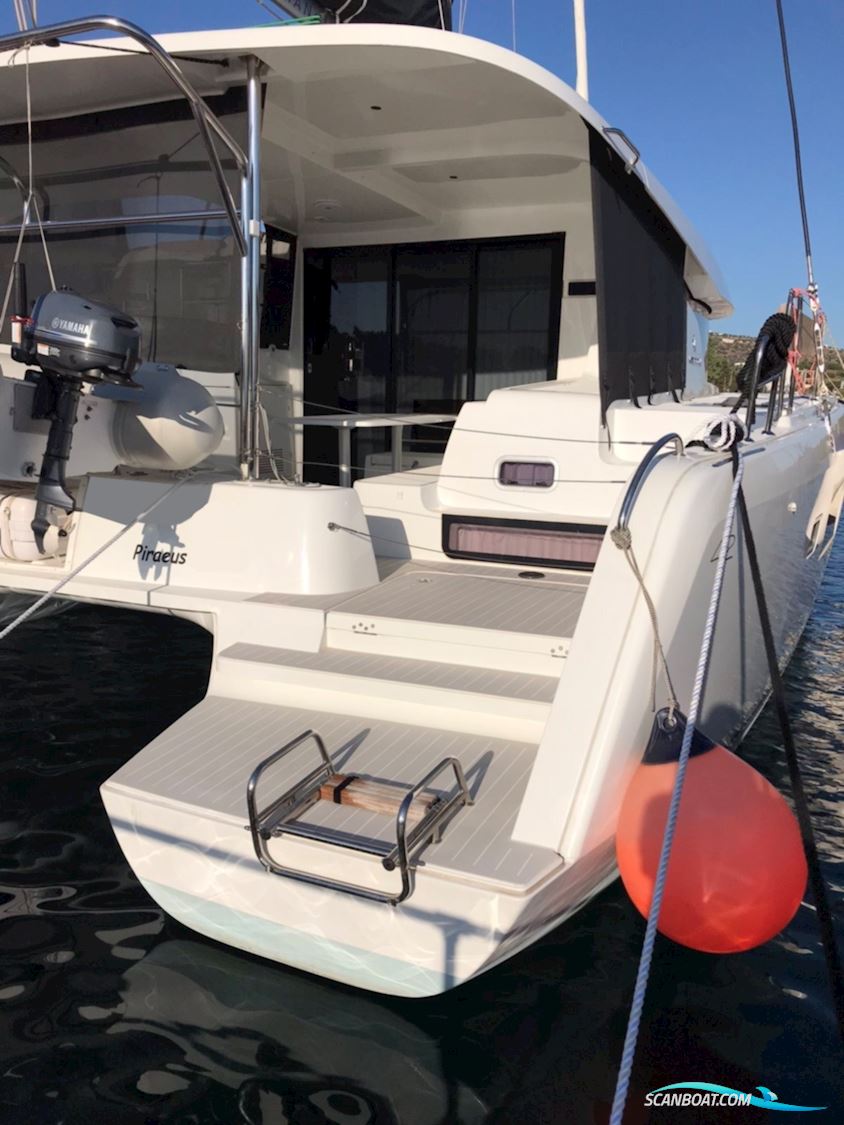 Lagoon 42