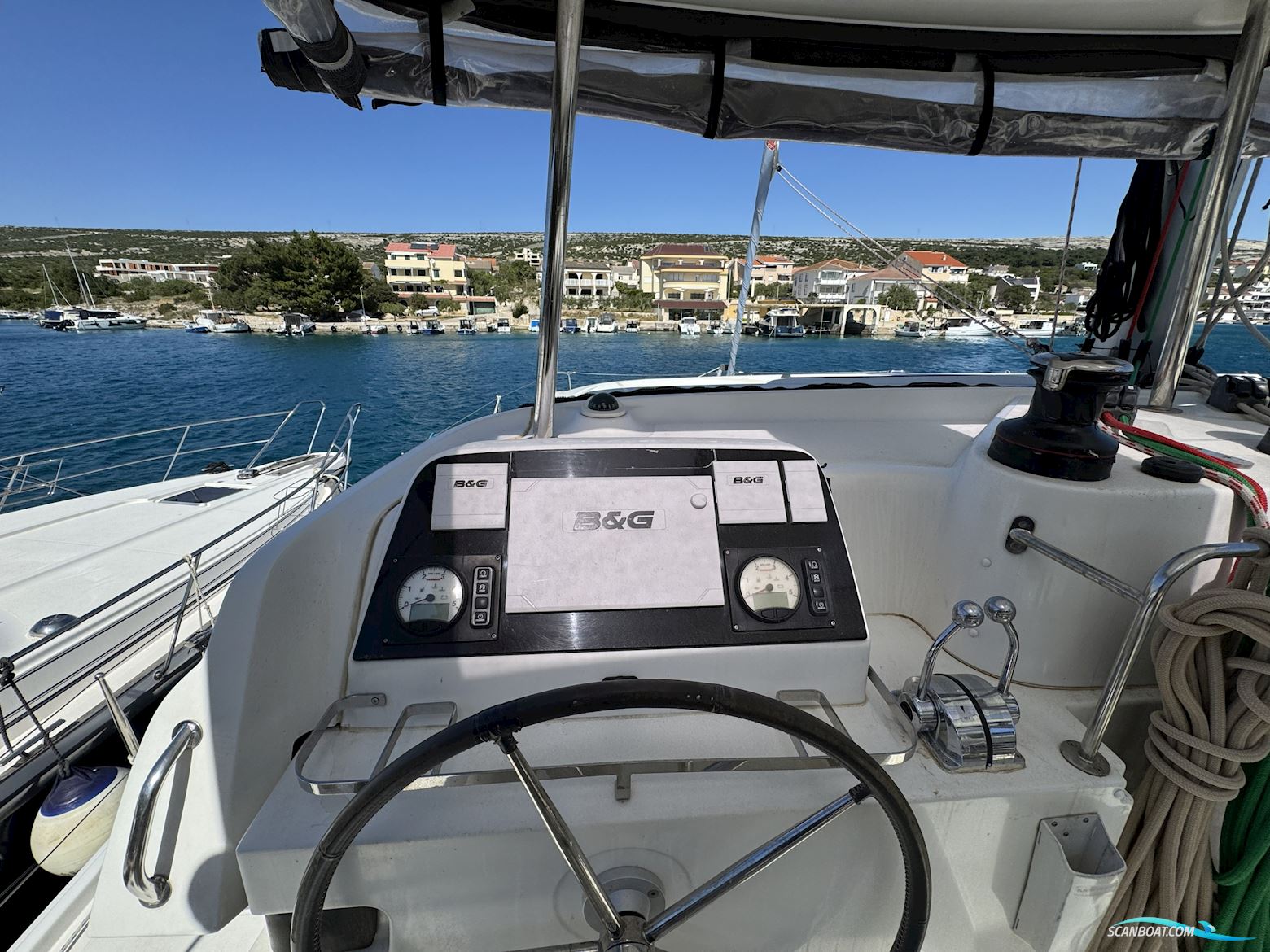 Lagoon 42